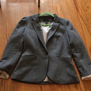 Gray blazer